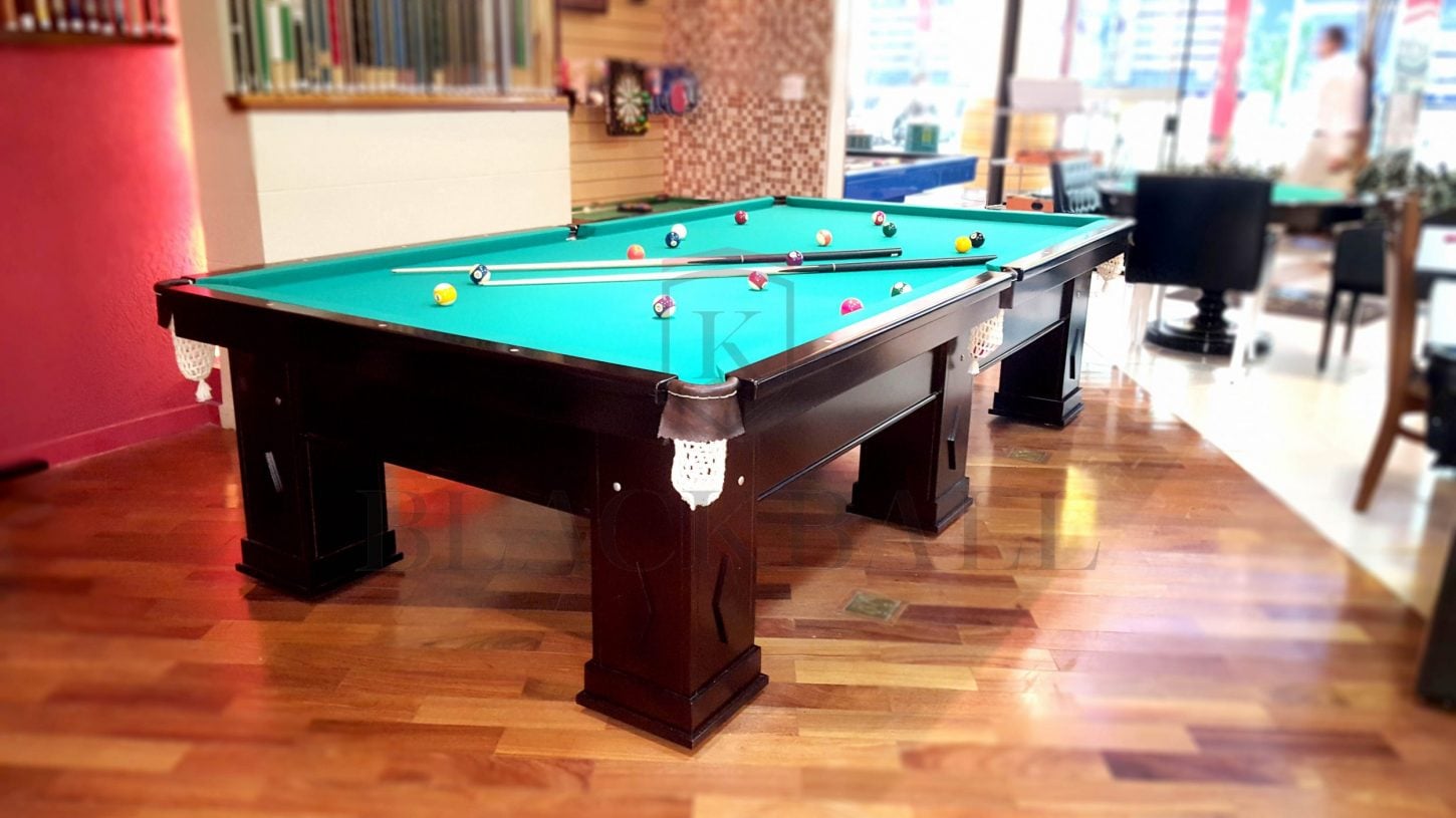 Sinuca clássica: mesas com tamanho oficial e belo design | BLACKBALL