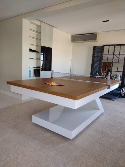Tenha uma mesa de sinuca e tênis de mesa